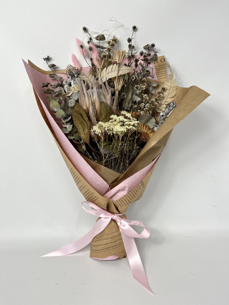Dried Bouquet - Vintage Rose - Image 3